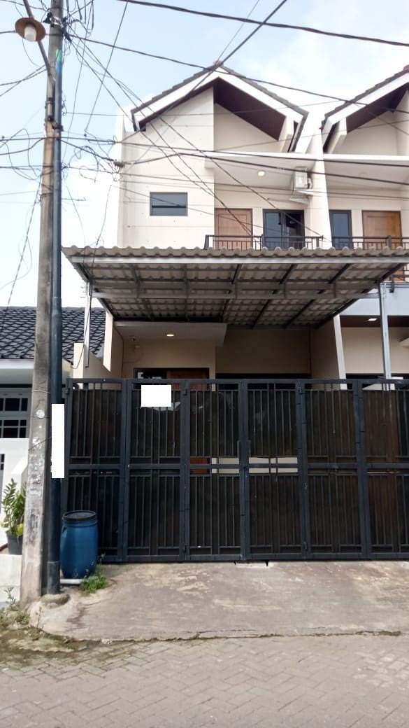 5A0A650A-DAF6-4E31-9FE1-1C5639FB84F6 - Galuh Utami