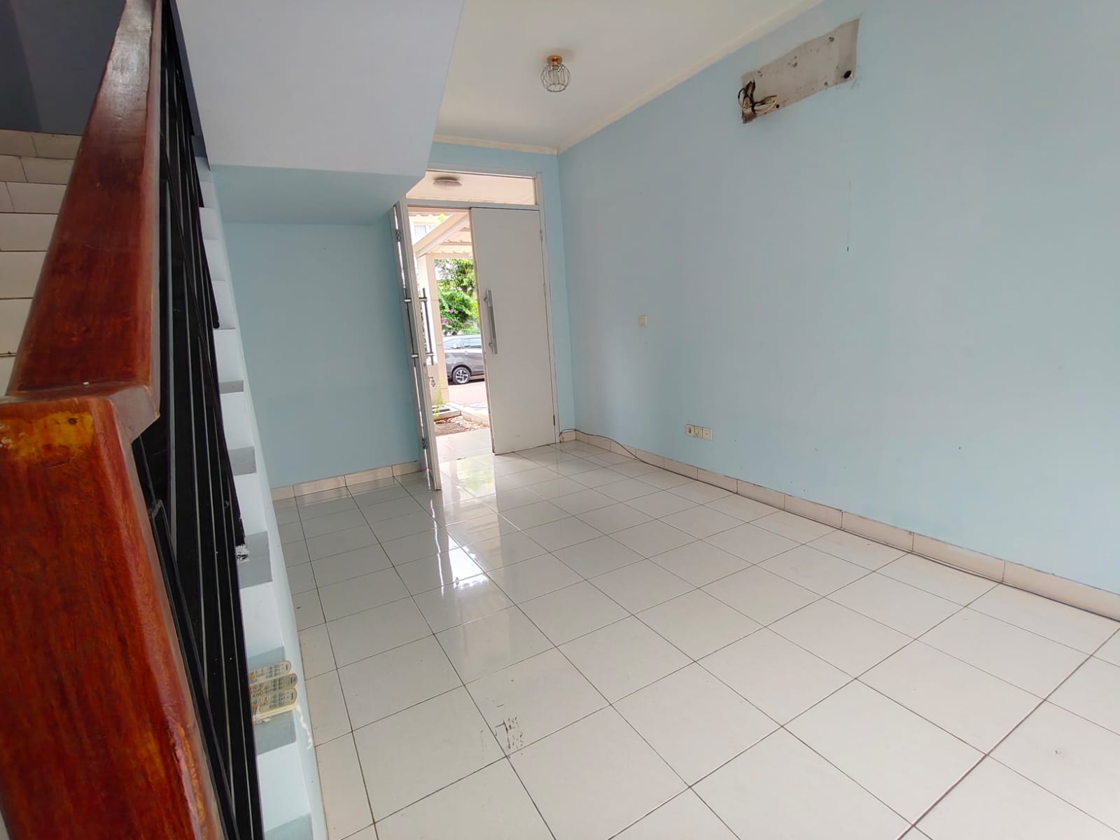 WhatsApp Image 2025-01-17 at 09.48.42