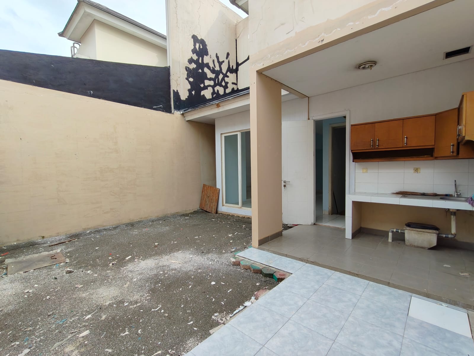 WhatsApp Image 2025-01-17 at 09.48.43