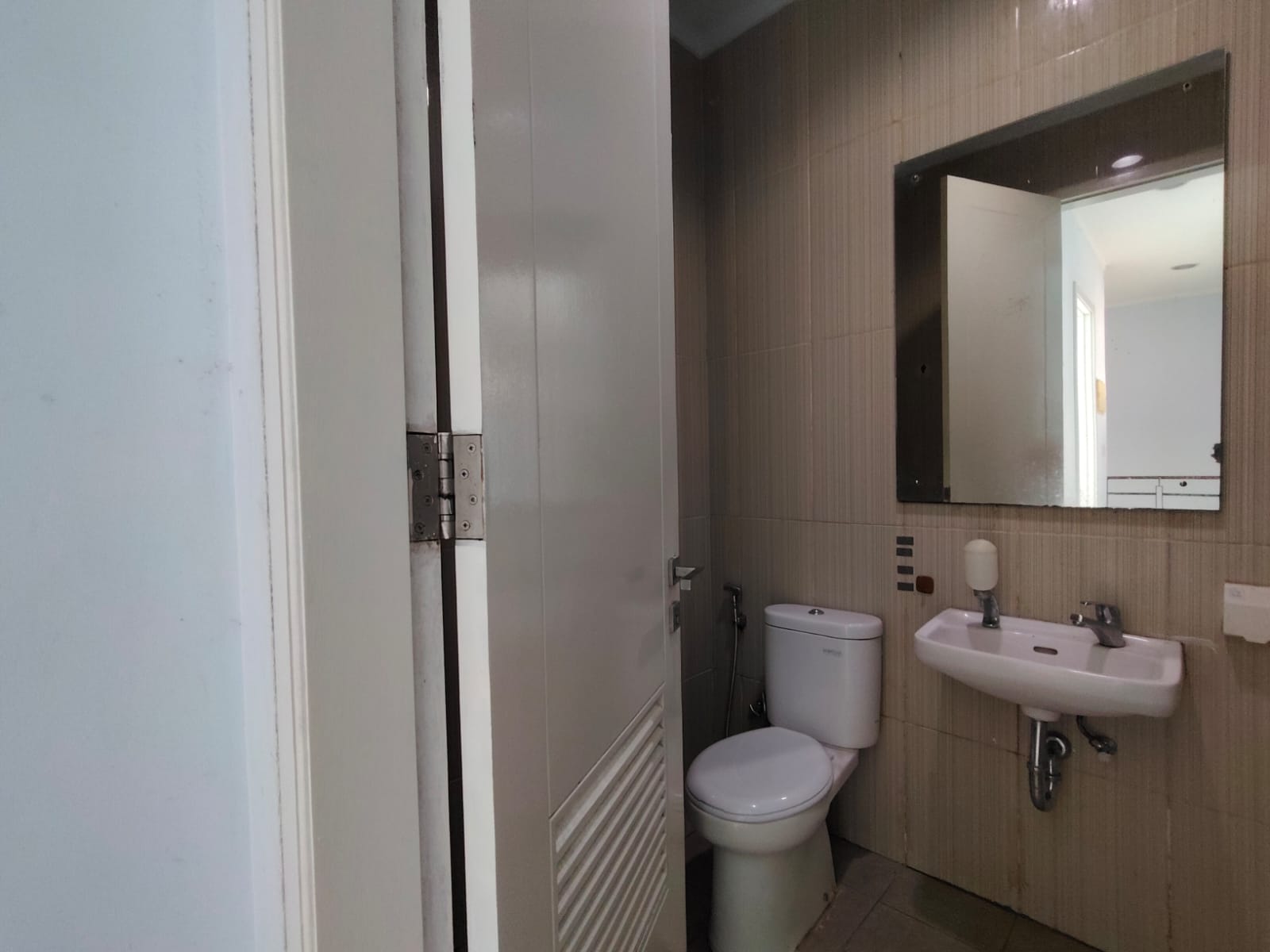 WhatsApp Image 2025-01-17 at 09.48.44 (2)