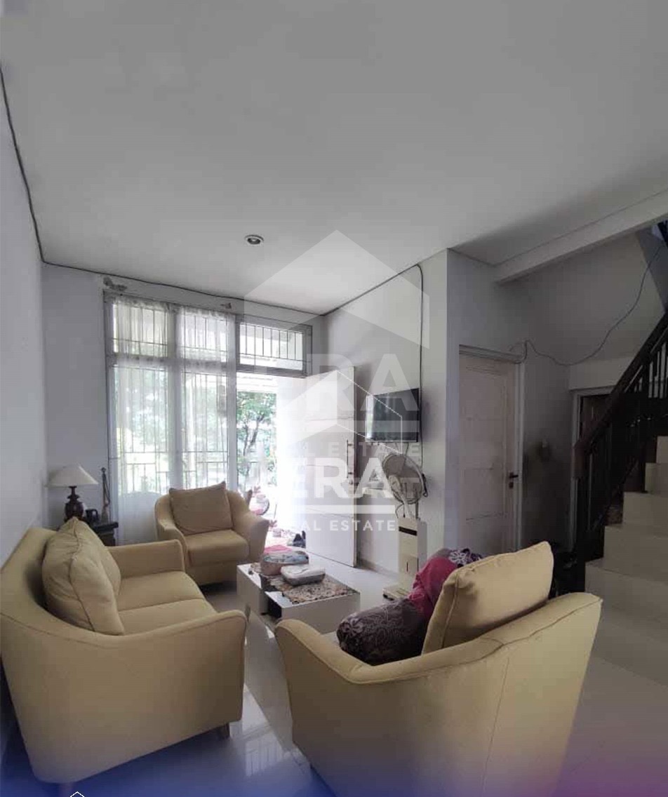 233b306b-e8fc-4408-b8fa-3224fe411351 - Galuh Utami