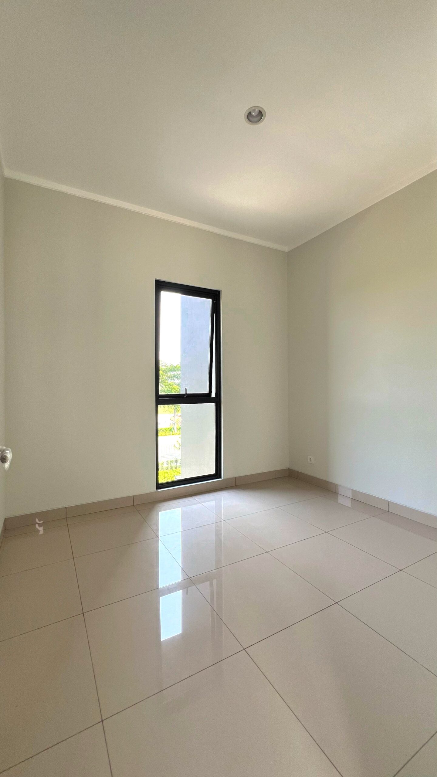 IMG-20250429-WA0047 - susi erasky