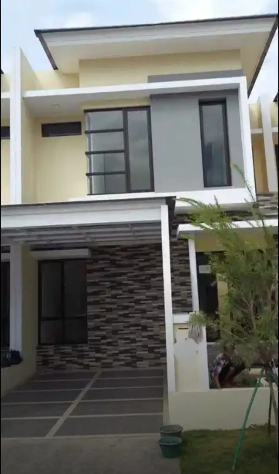 1e3db699-096e-40d4-af89-33420de10795