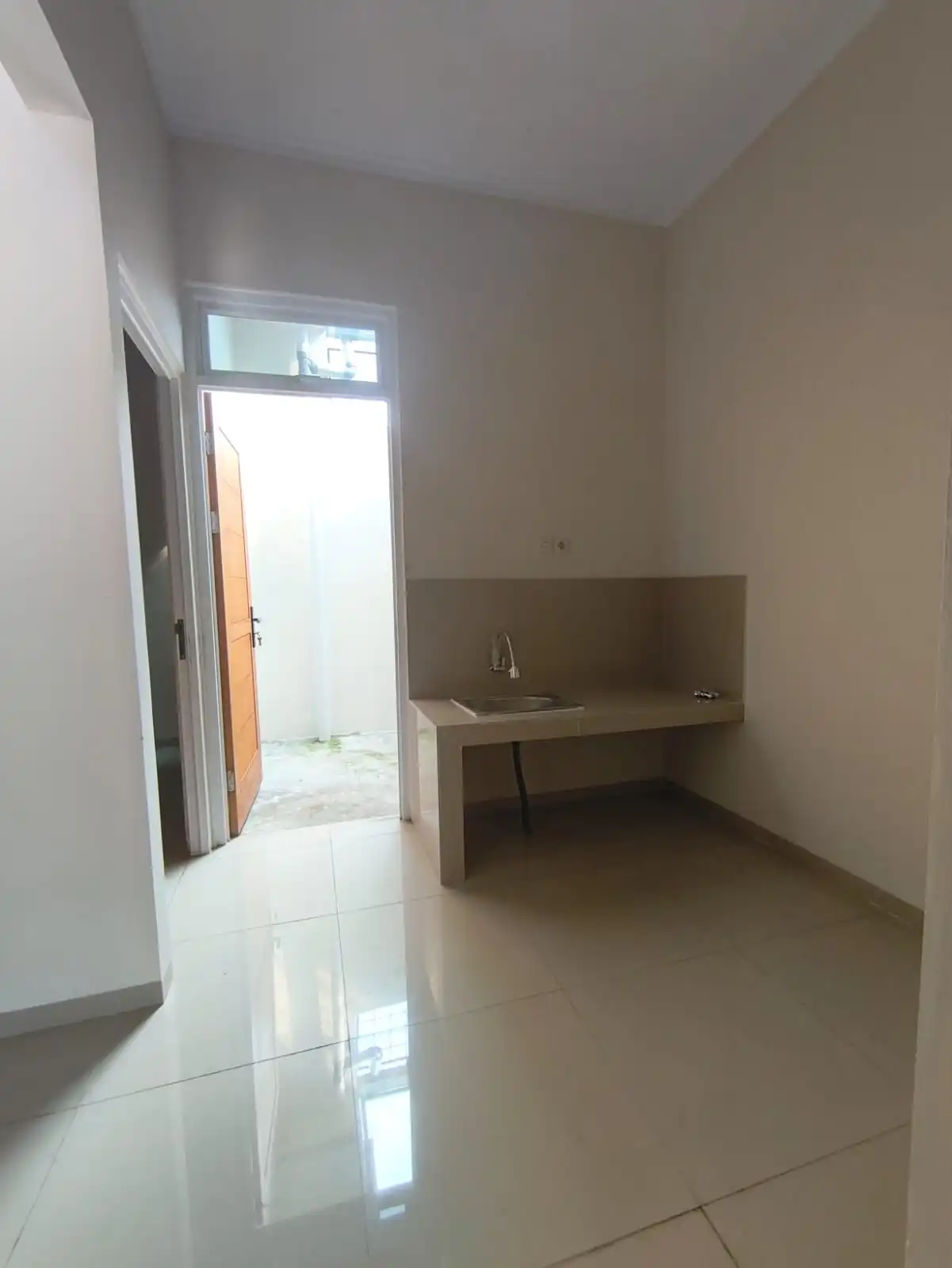 6b957ca3-87cc-419d-b887-80117faff0c1