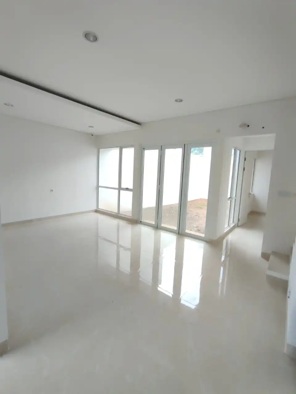 060f9c15-16dd-48ee-bd82-5d267aff5149