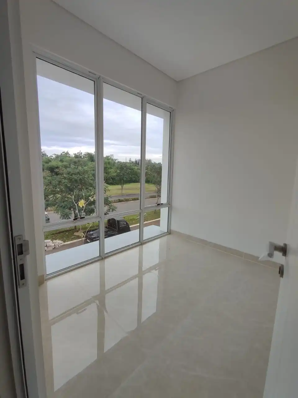 84efc01c-03df-4a50-a161-385ea4cb67a8