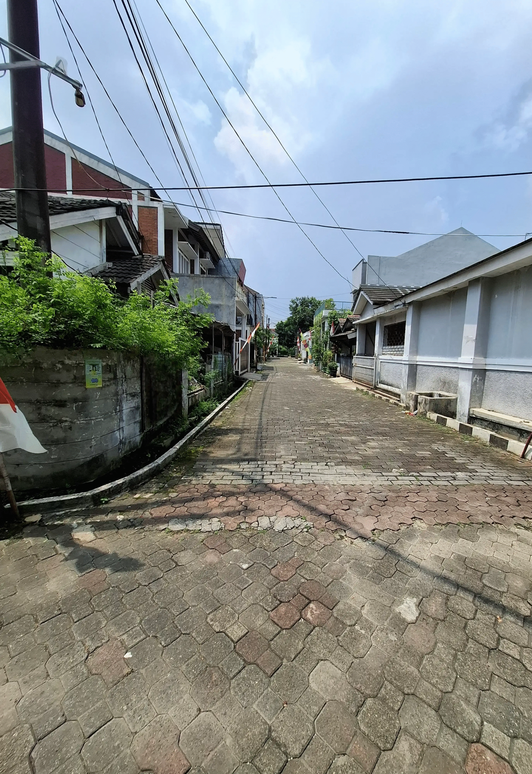 37deef49-c251-4f24-8c5f-780c0de0382e