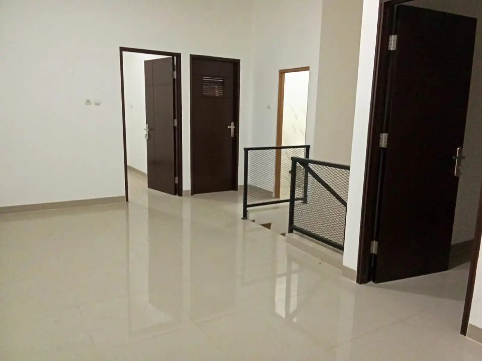 8dccb176-a6f5-4581-be97-aeff8a628937