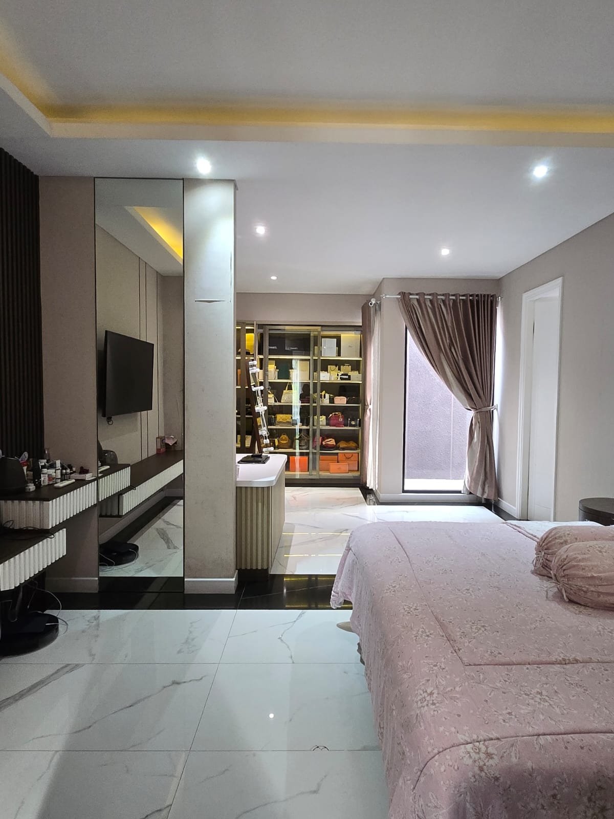 WhatsApp Image 2025-08-26 at 08.49.17 (1)