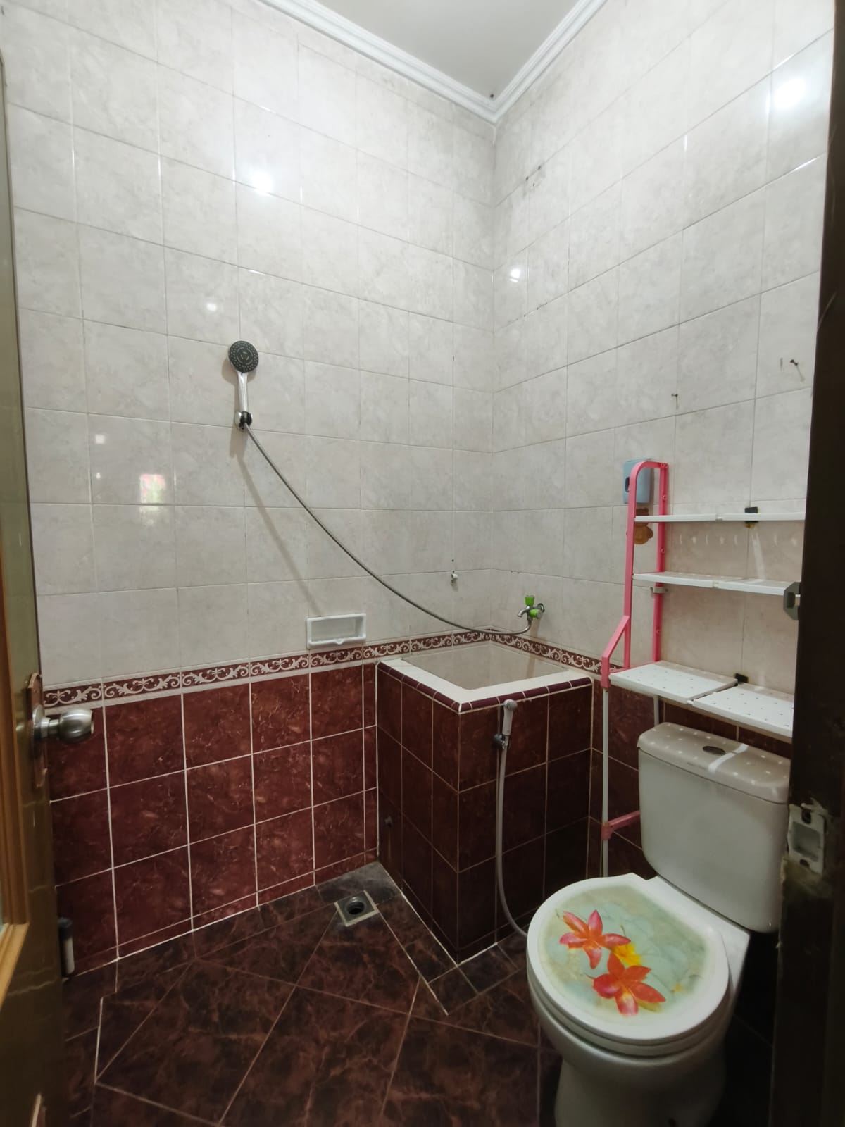 WhatsApp Image 2025-08-26 at 13.26.28 (1)