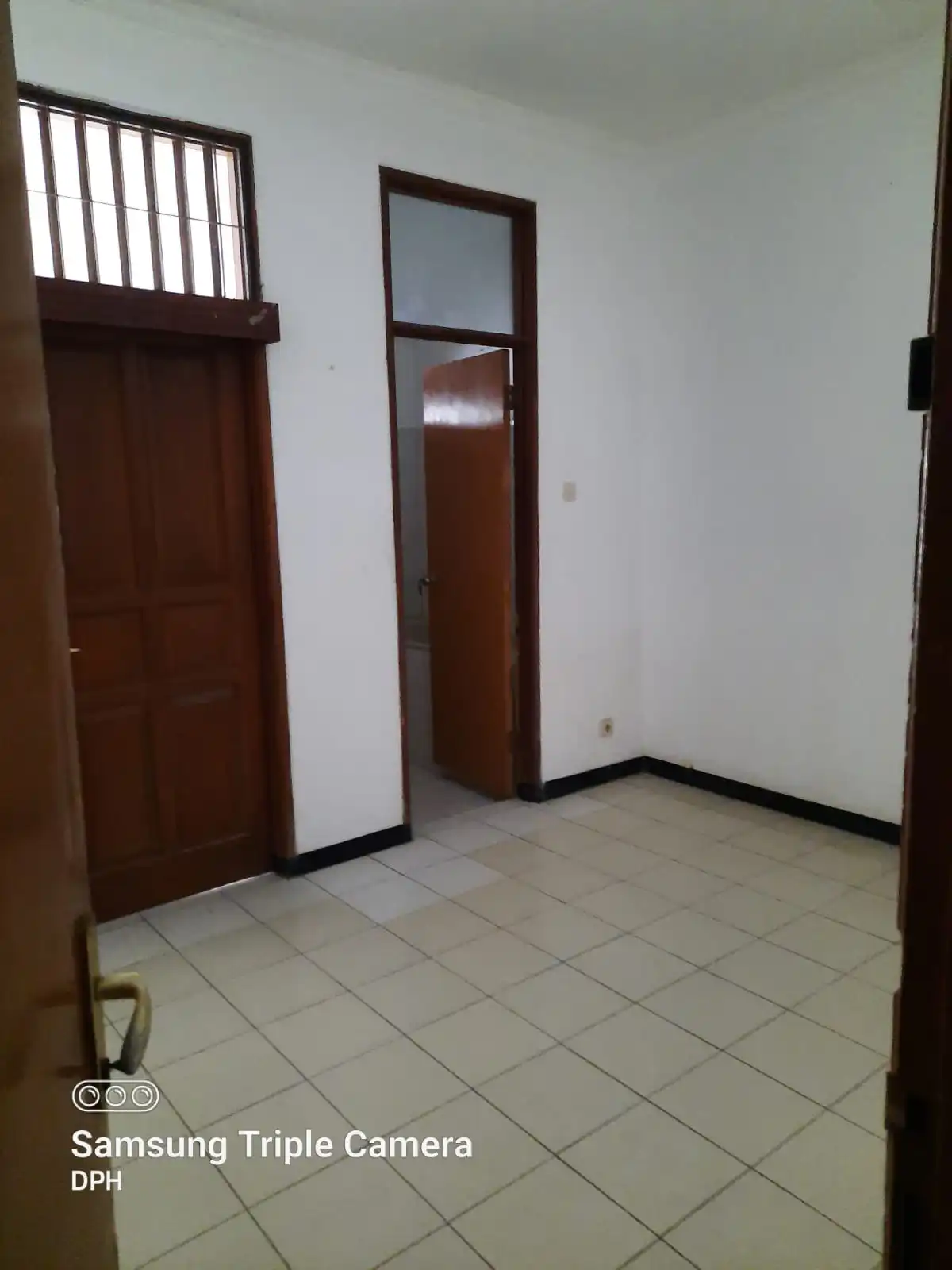 cf70b0db-6128-4712-882f-5e34f0f9e285