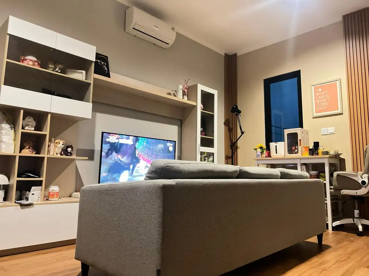 eb849cfa-d4e1-4647-9143-b96807d8d51e