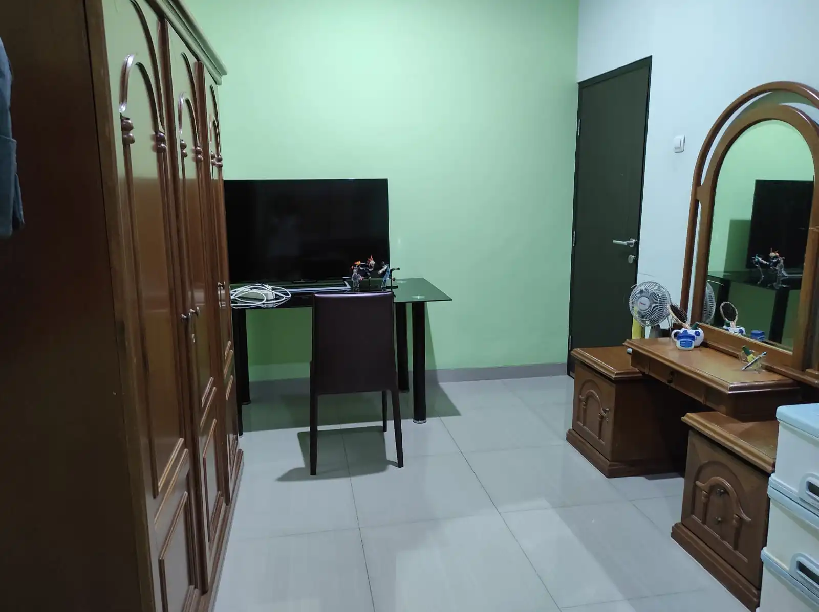 32c46e3f-3ec0-4dc1-ab33-a1c6fdaf0cda