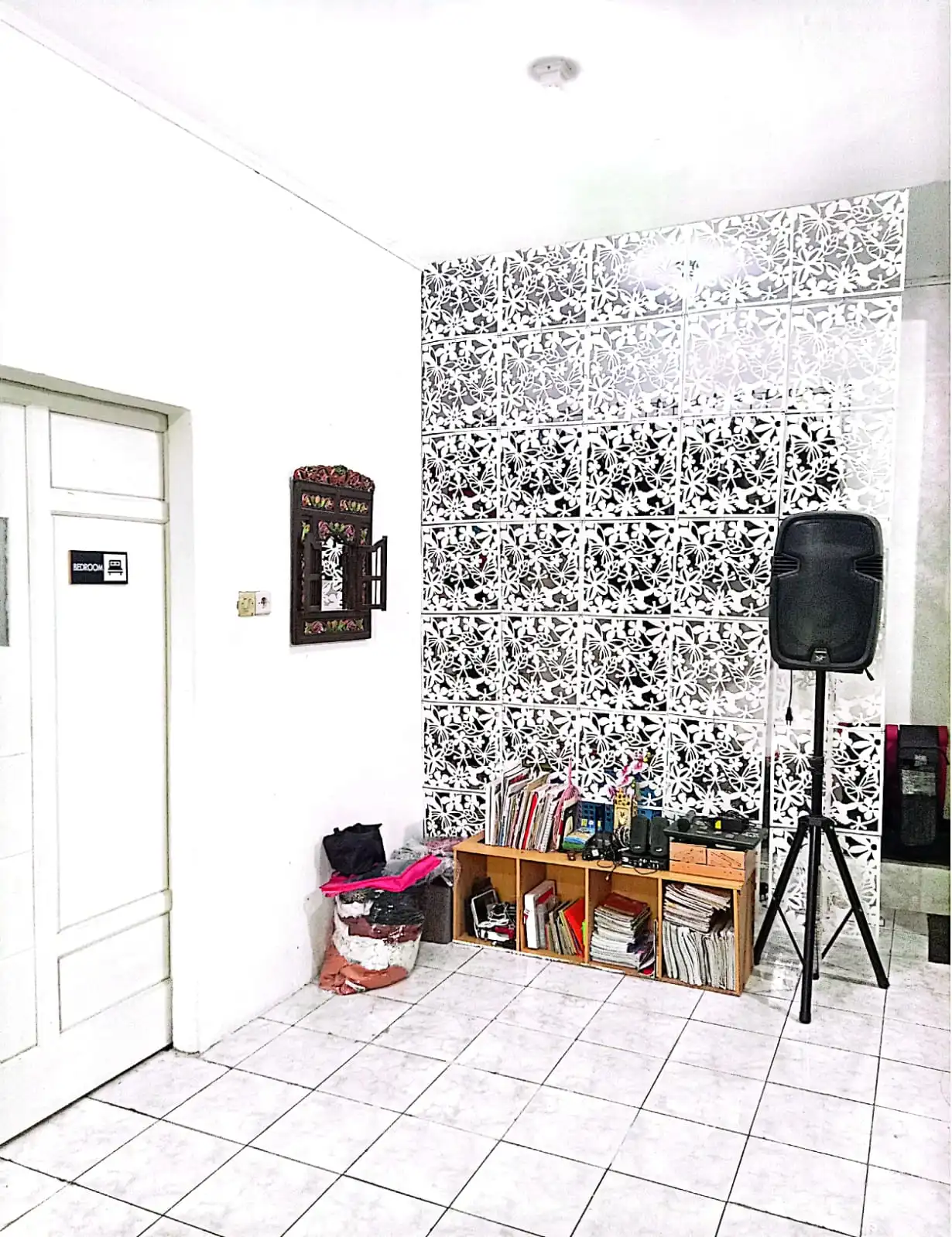 90b00244-3fe3-485a-989a-e6fd50ac8ed6