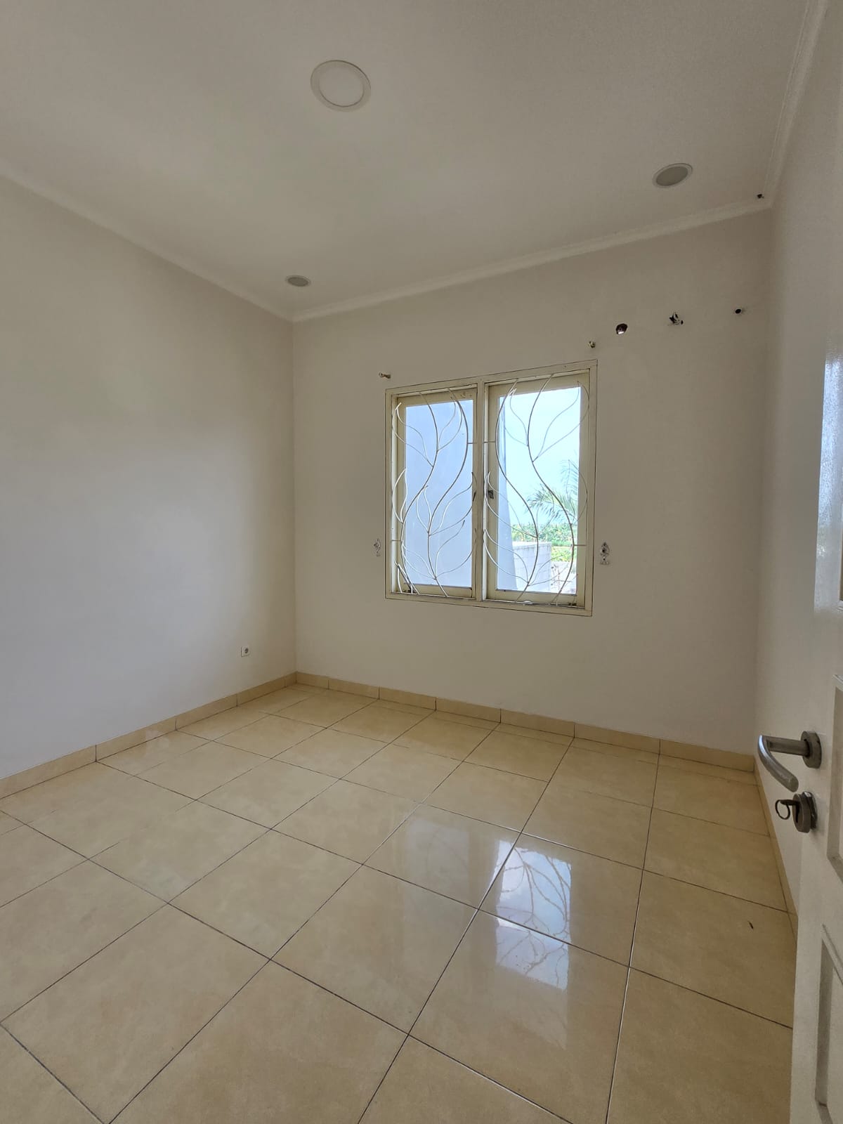 WhatsApp Image 2025-09-11 at 13.36.11 (1)