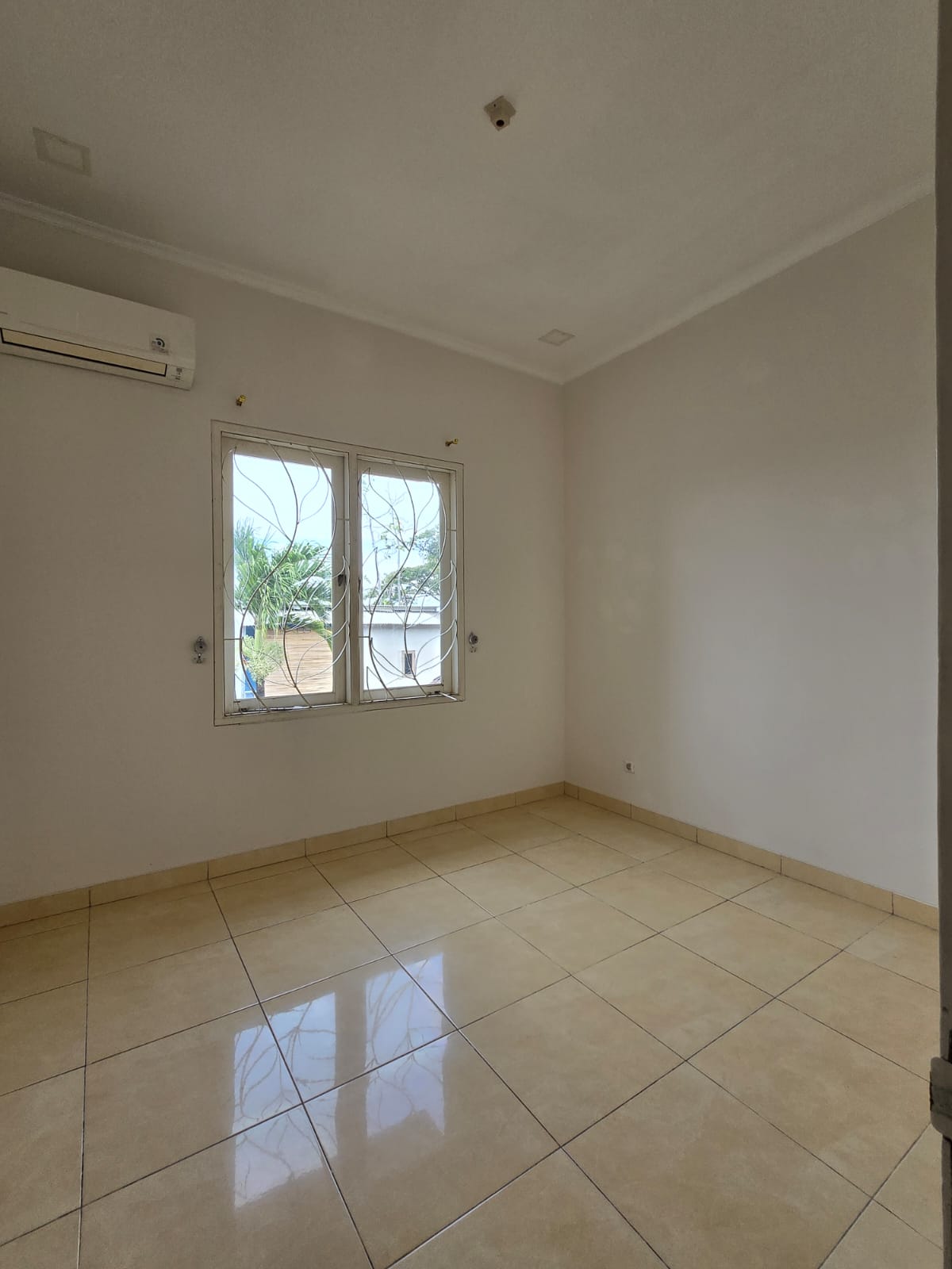 WhatsApp Image 2025-09-11 at 13.36.11 (3)