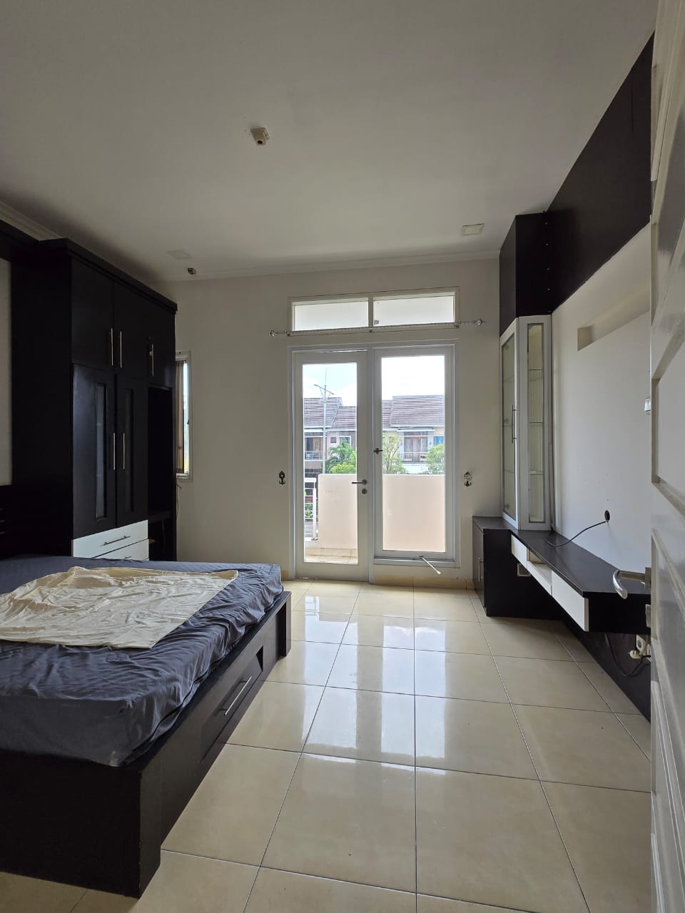 WhatsApp Image 2025-09-11 at 13.36.12