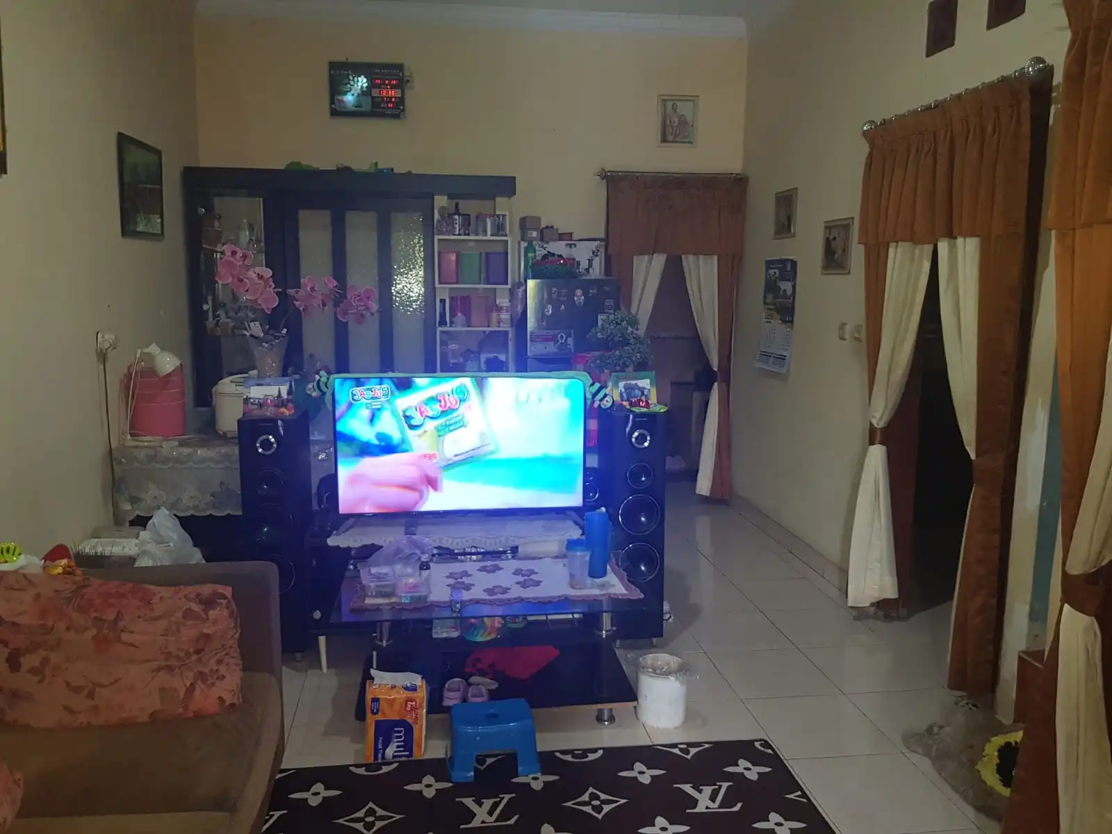 bd805bf4-f9de-4af3-ab8e-bdc7e5a73797