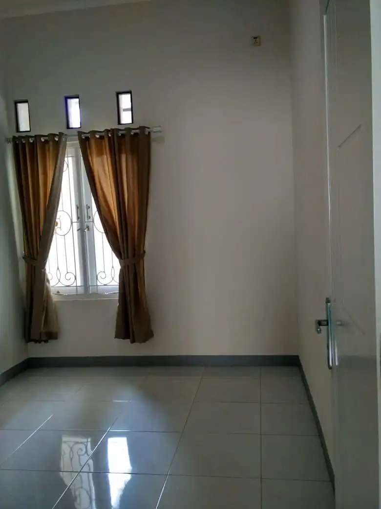 eee3b9da-8e1c-4e6f-b9b7-613547388065