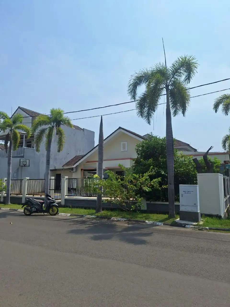 f2a3ca75-1692-405d-93bf-9c50fd82b4b4