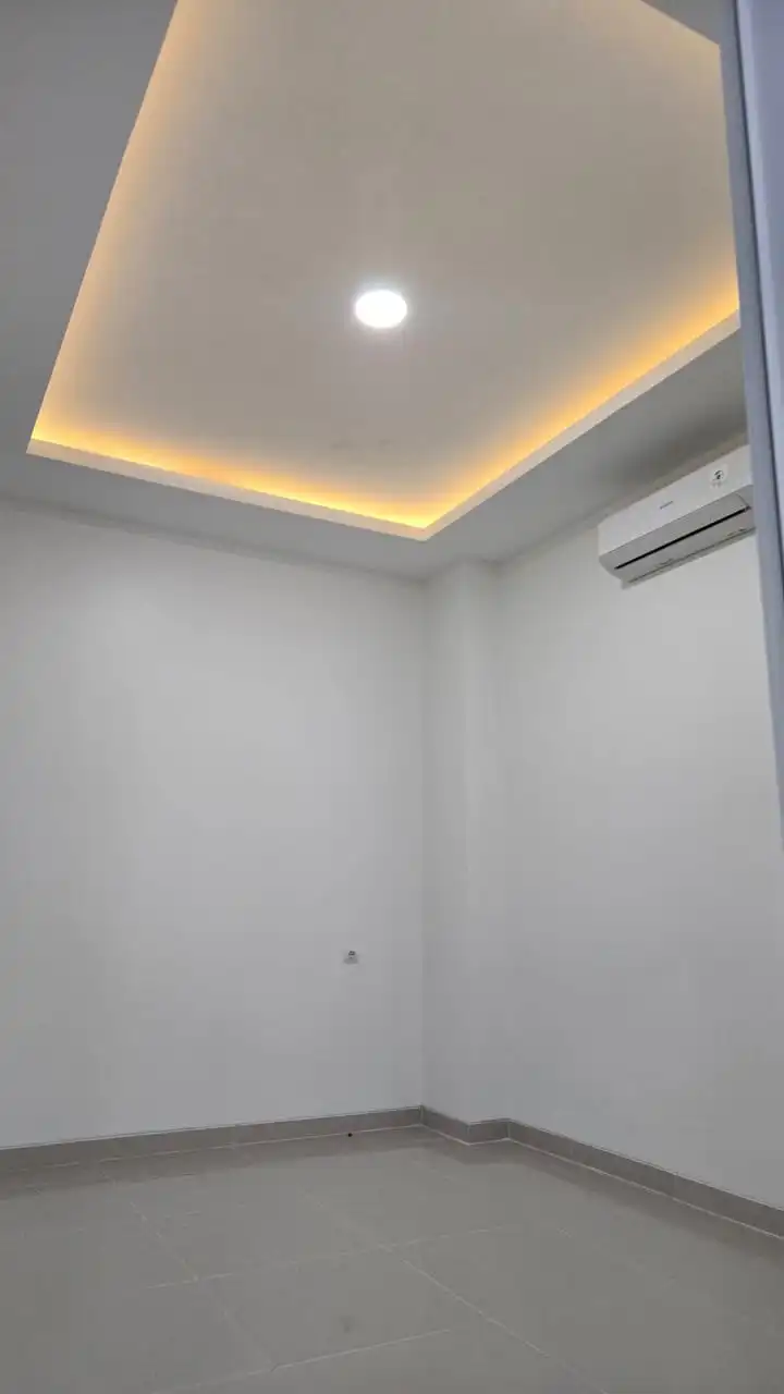 100c9258-459a-4f8b-b1b4-0068d33c69b0