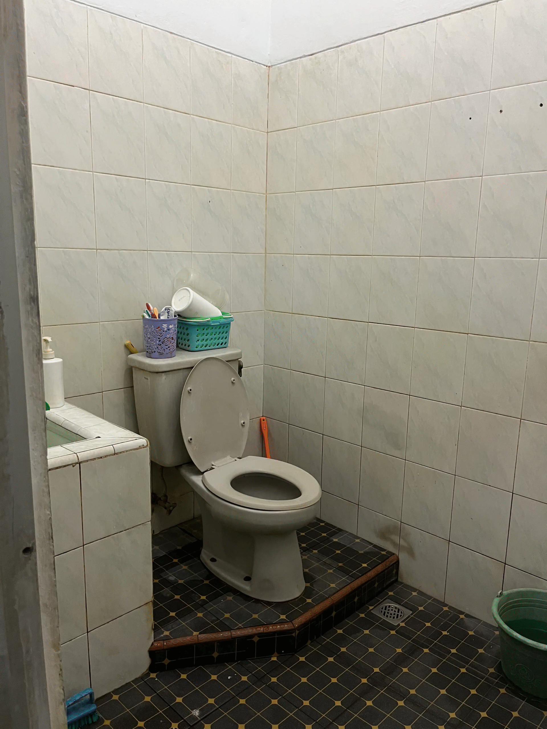 12f5170f-ef99-468f-86ca-a603532abbaa