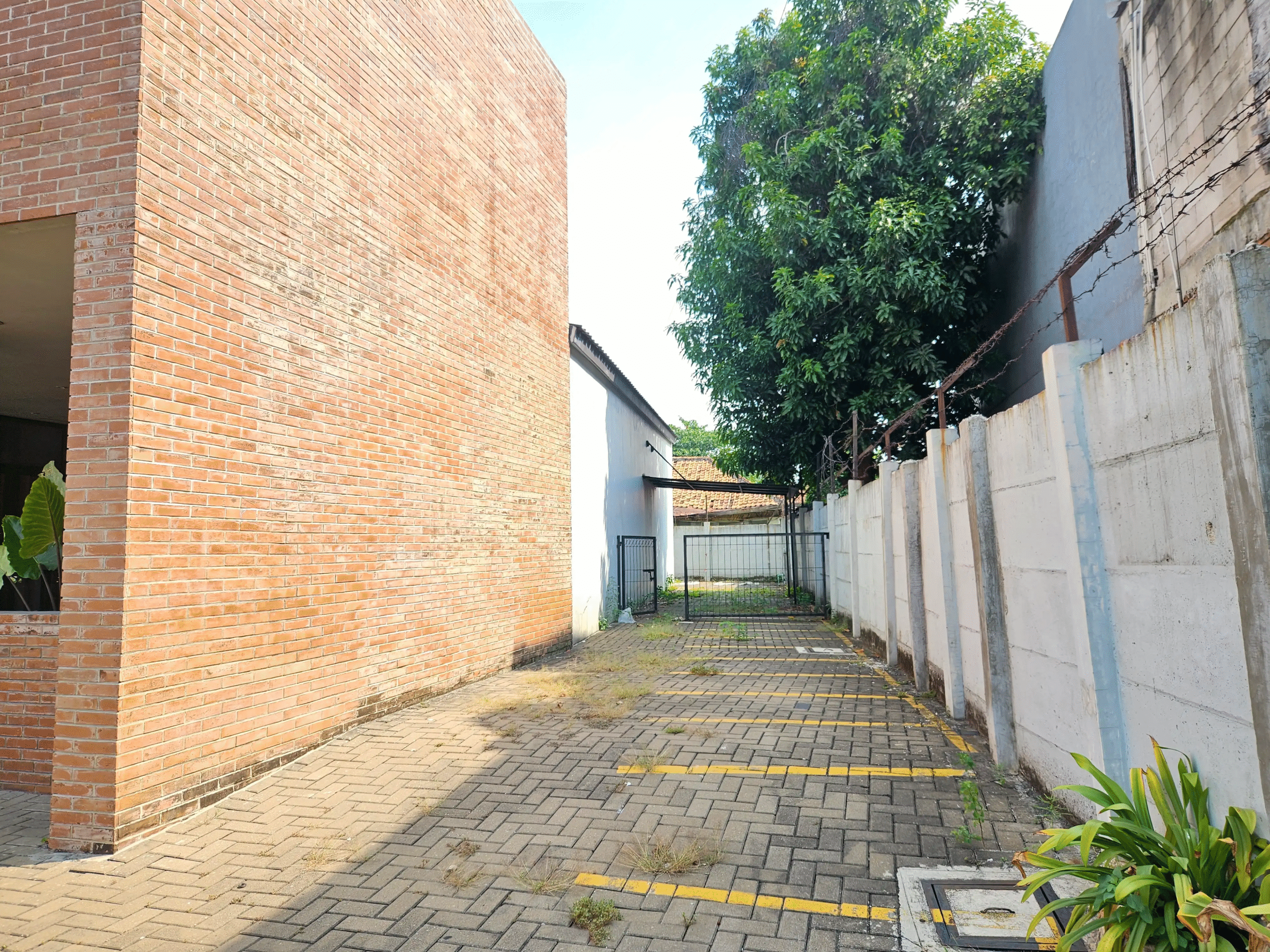 1b316f10-9a4f-400e-b33c-60d5c14b0a0d