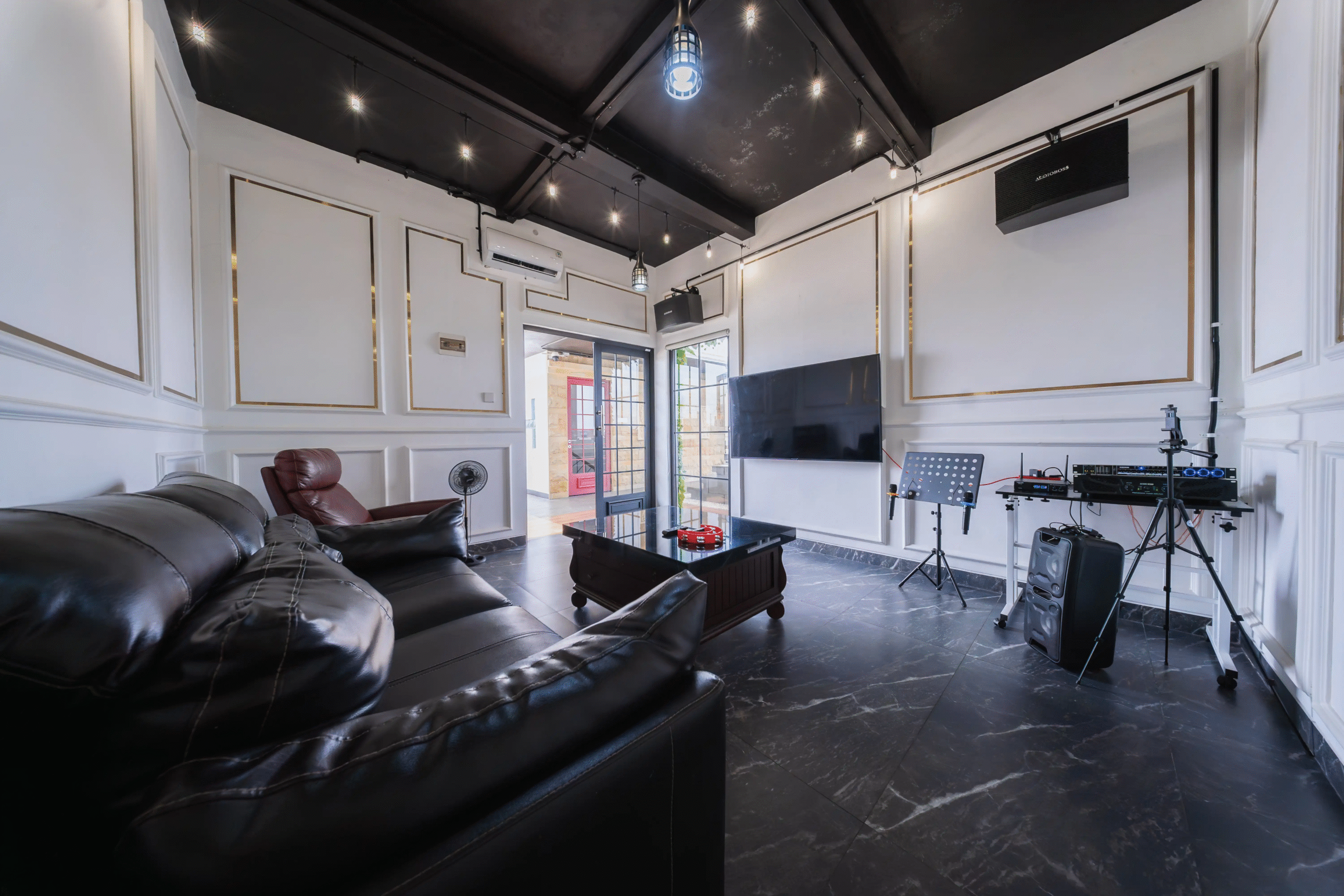 2d3a0939-235c-460b-ac5c-deae7ae5199e