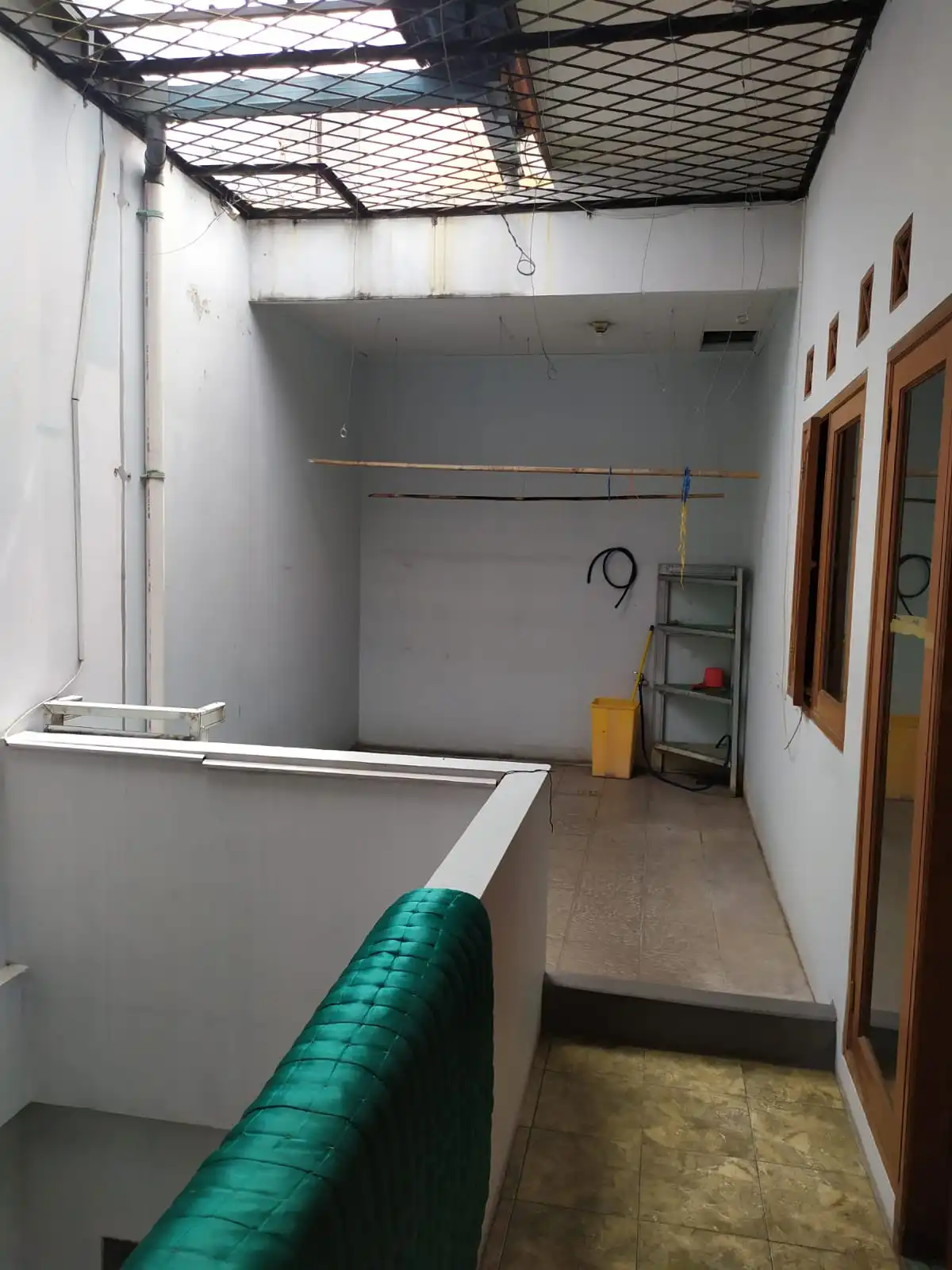 5821d0bd-8fb2-4419-ae21-2d77206176fd