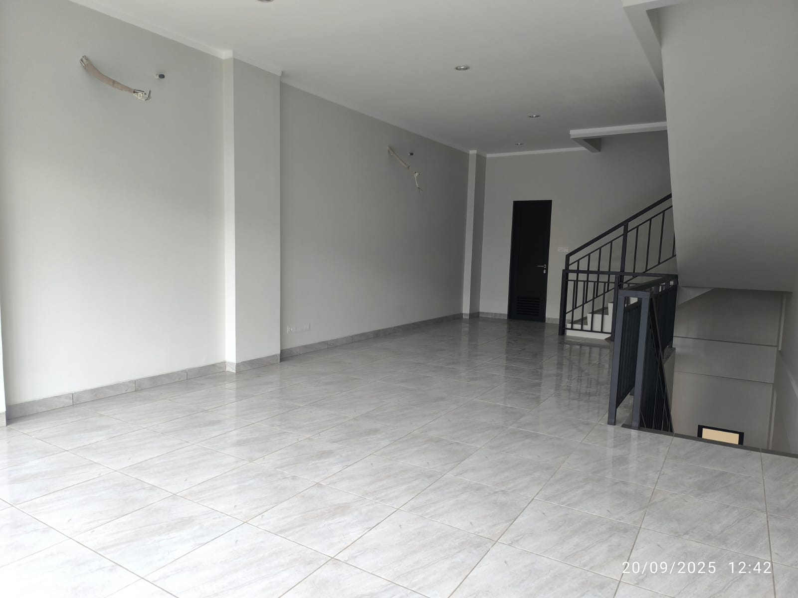 WhatsApp Image 2025-10-02 at 10.29.47 (2)