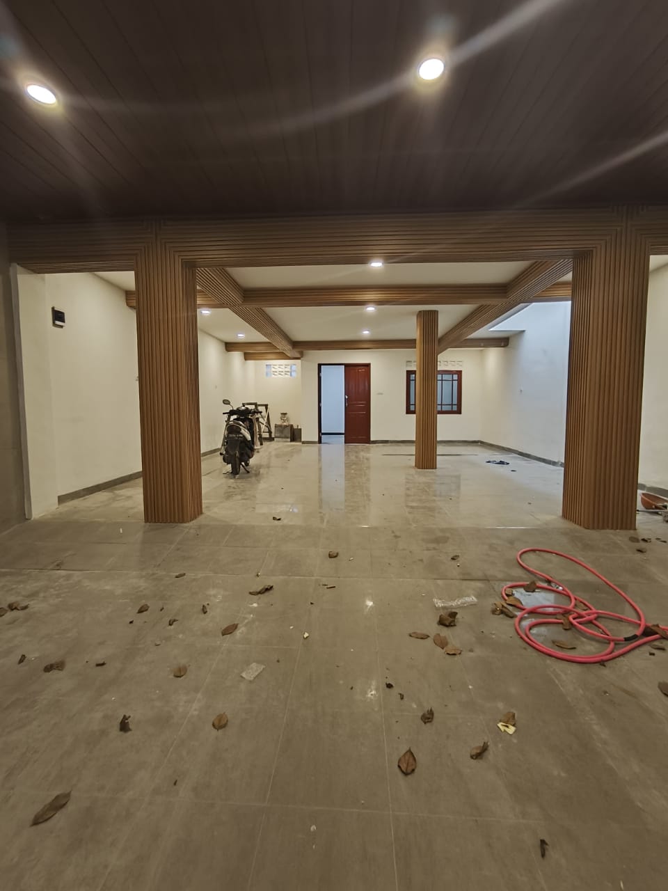 WhatsApp Image 2025-10-06 at 21.18.27 (1)