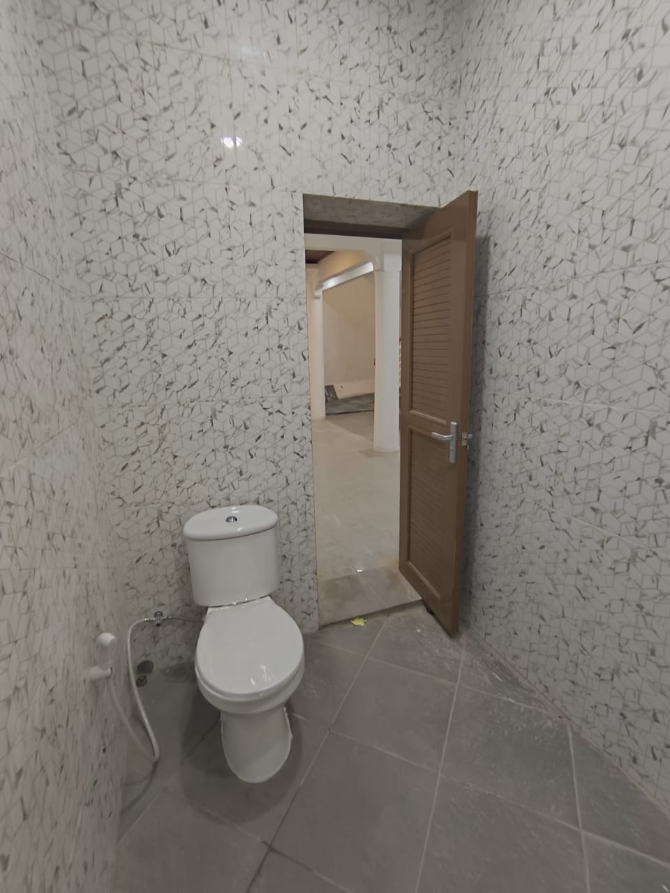 WhatsApp Image 2025-10-06 at 21.18.27 (2)