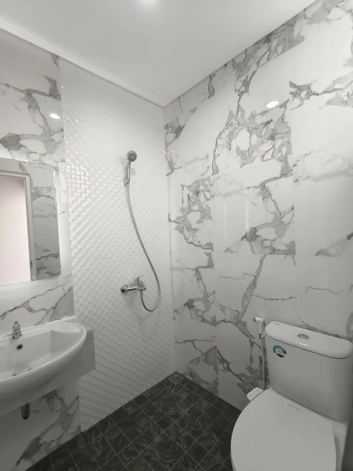 c6c2bfb1-a7f1-4256-b2de-69acd99fd6ac