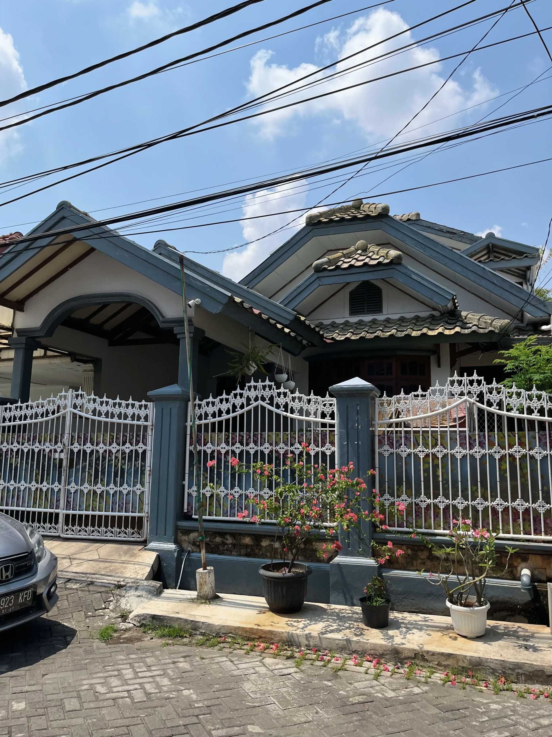 c6e12963-0c98-4950-9c58-e50c01d177cf