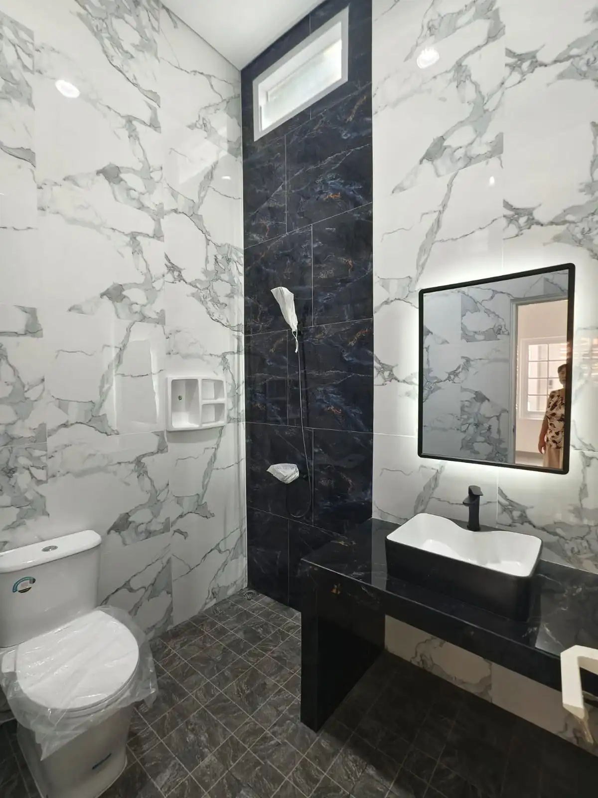 ddccfb00-eb42-4877-857e-b350574cd84c