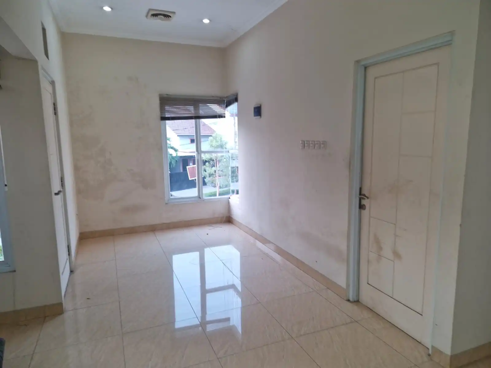 fbe657dd-f6ed-4922-8ff5-17d3a106aa89