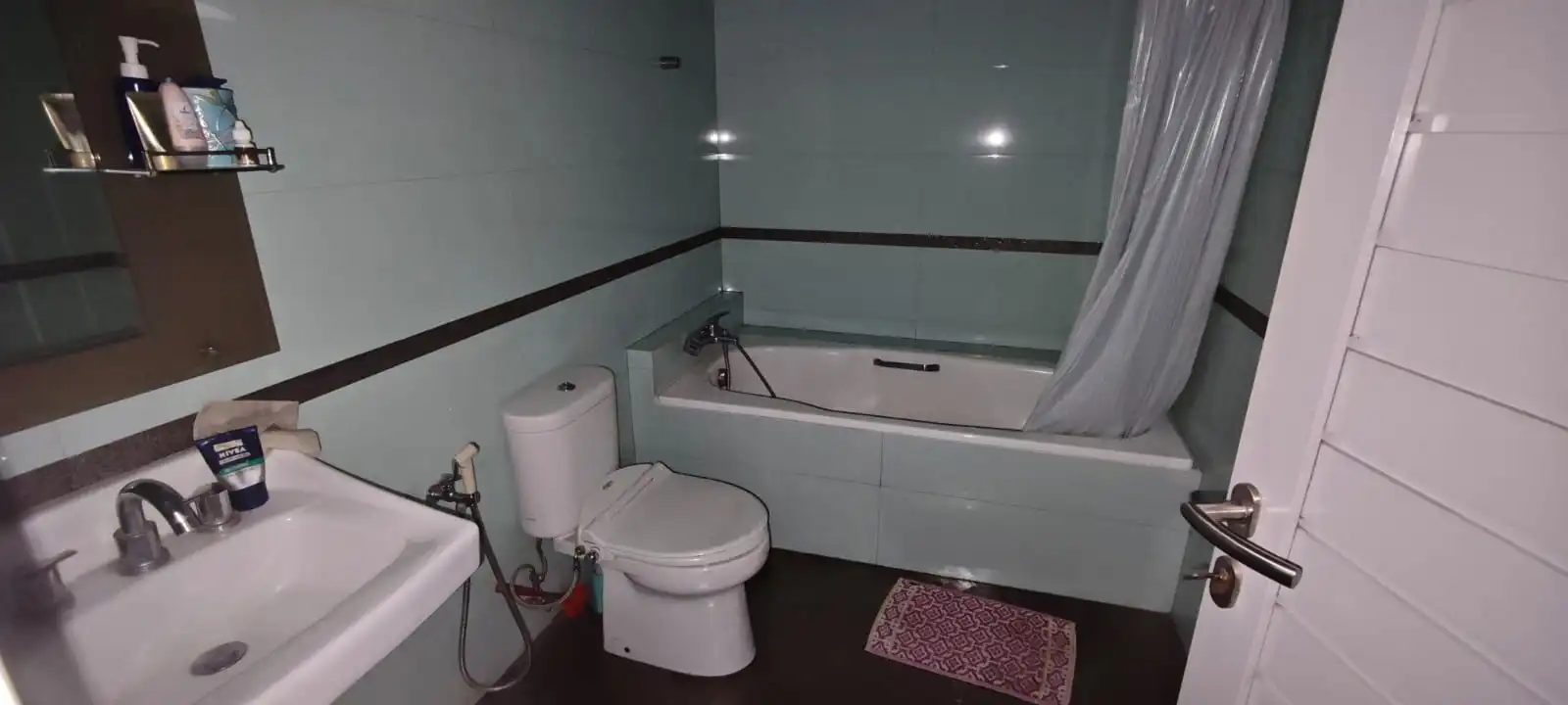 1b480735-ffb1-44f7-ae22-7bfe03edda4f