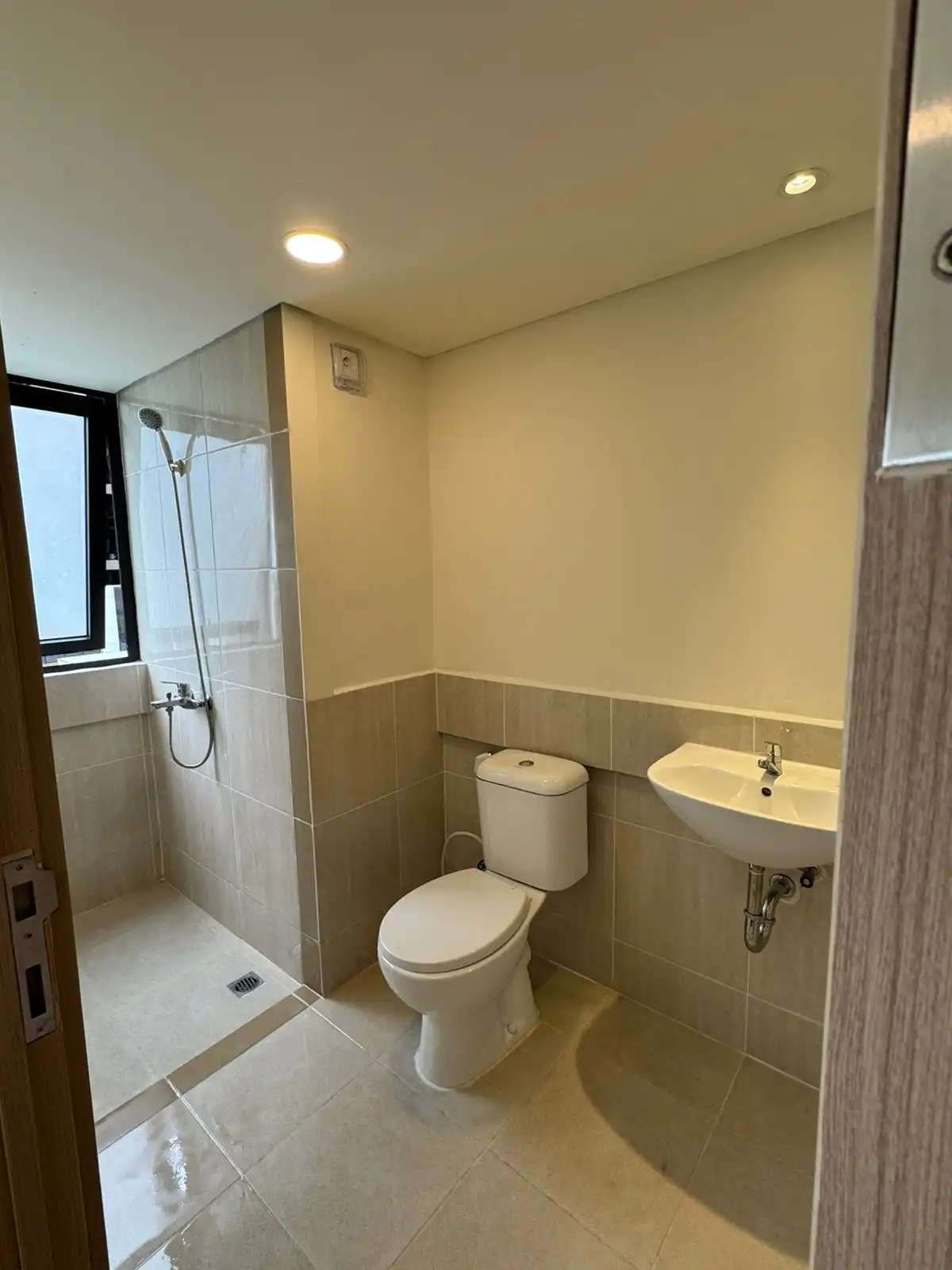 93855969-2af5-43ef-ac63-30d6c7c173b7