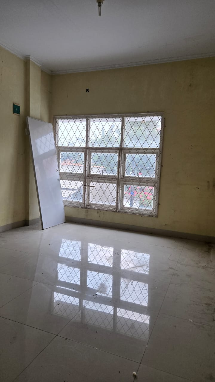 WhatsApp Image 2025-11-06 at 21.16.50 (1)