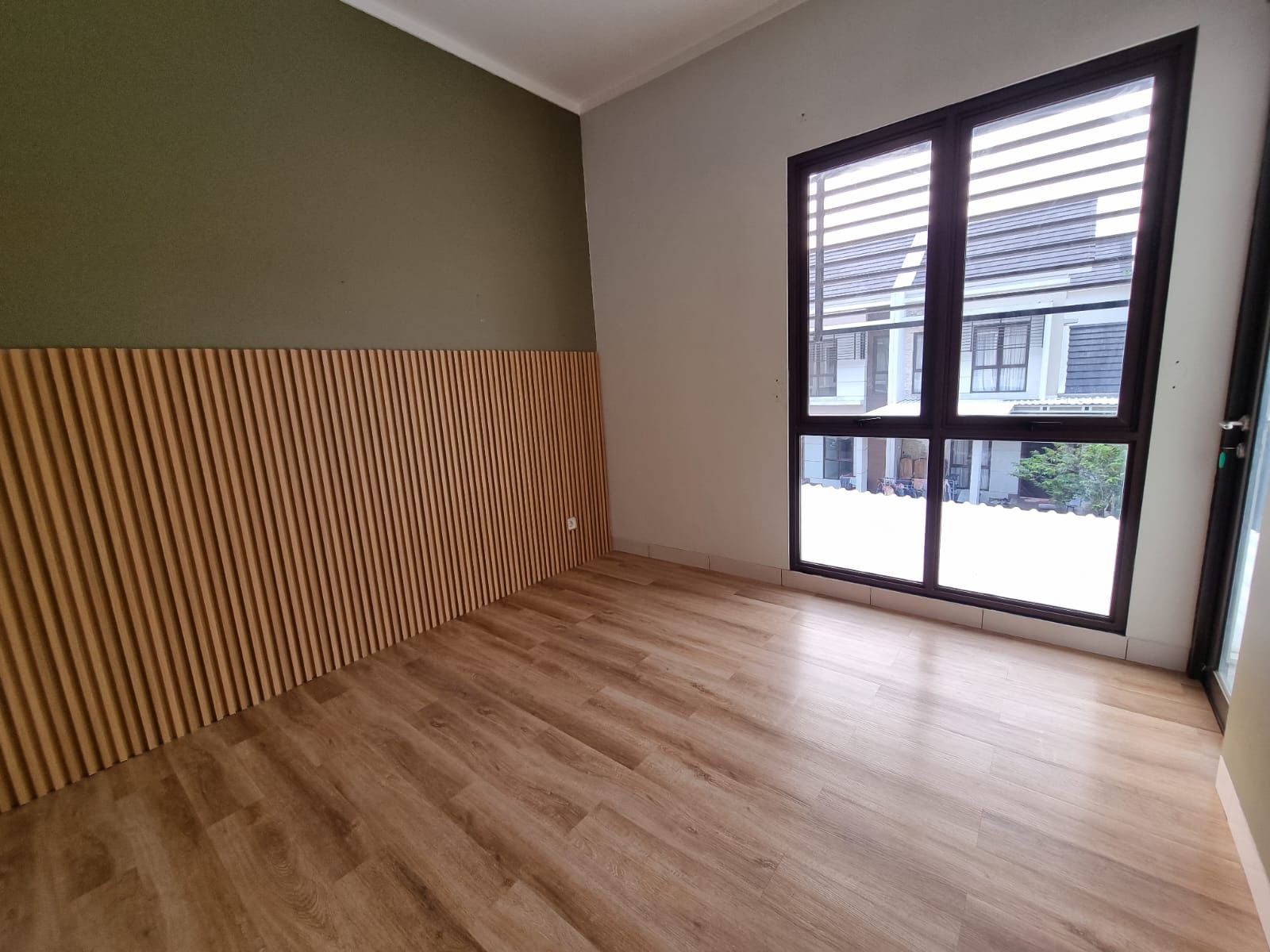 WhatsApp Image 2025-11-19 at 09.43.47 (4)