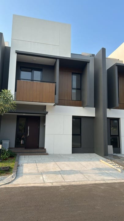 WhatsApp Image 2025-11-21 at 16.09.56