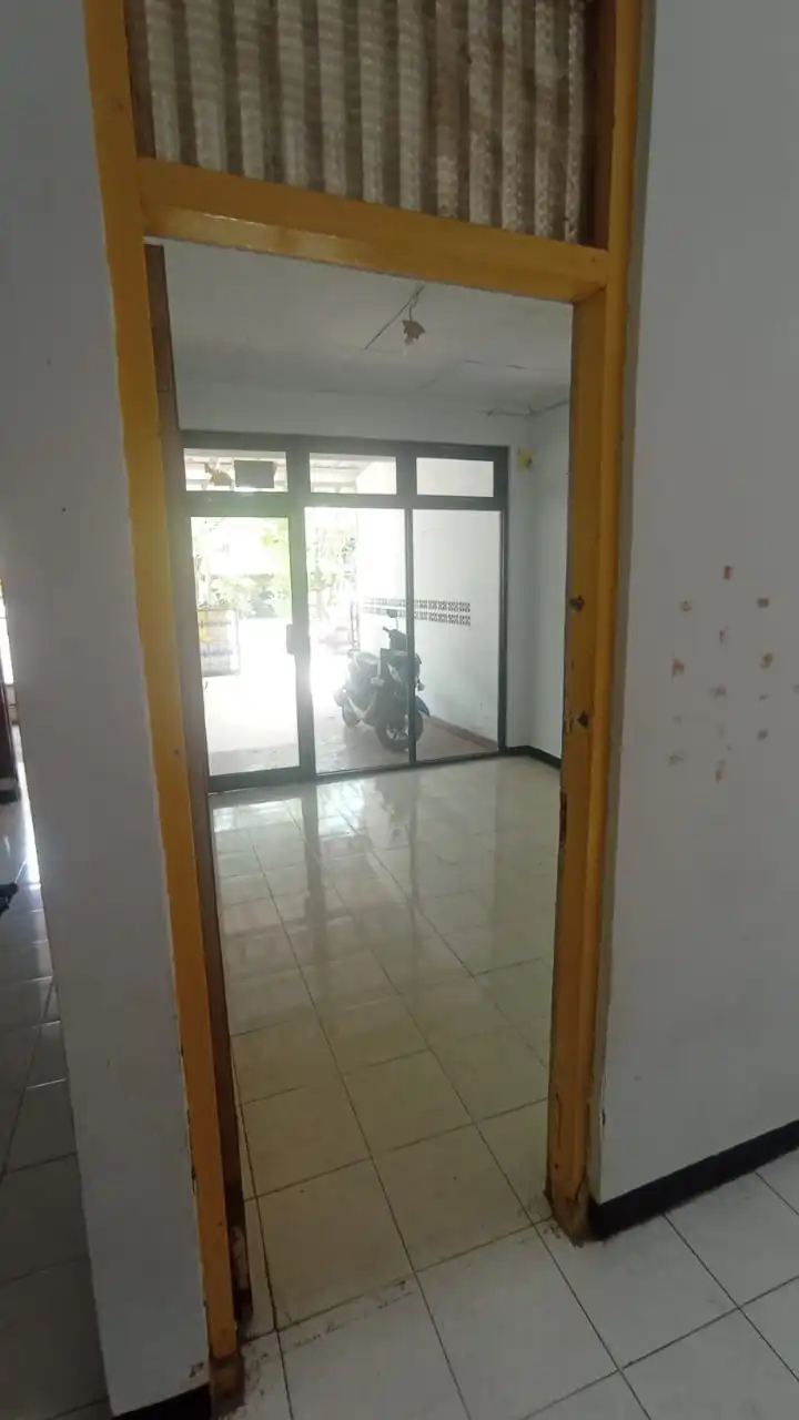 a7e595a8-70a0-4b6e-ae2e-857f7d92a4d3