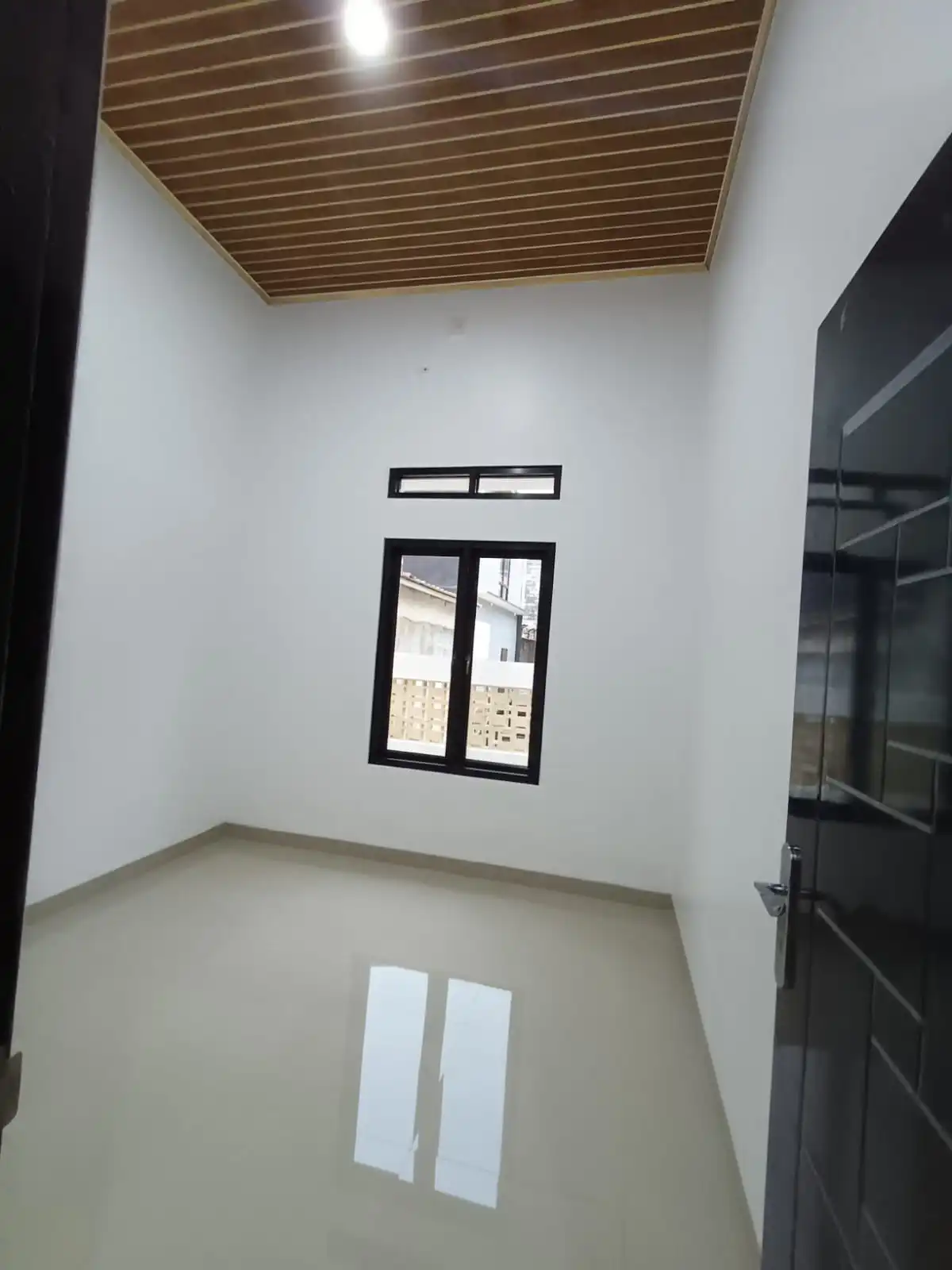 b78ebb67-6d34-4d2c-826f-2c12a4ed619a