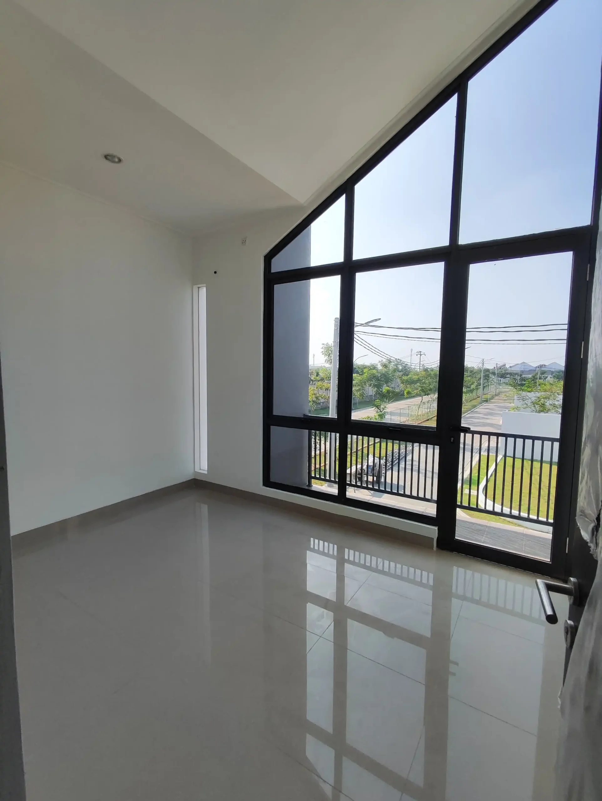 c486e199-43e7-48d1-a188-263eee300d4a