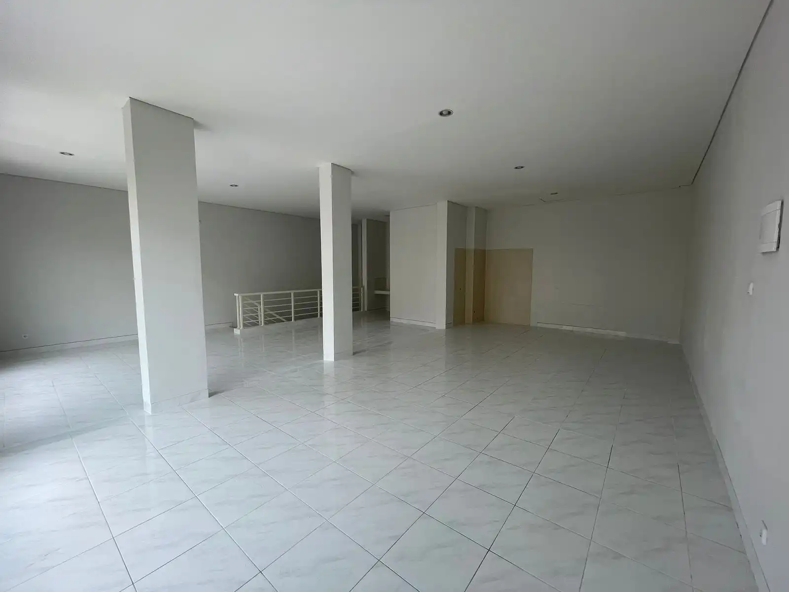 c63c309c-afcc-4ea2-8f94-4014e20e7ddc