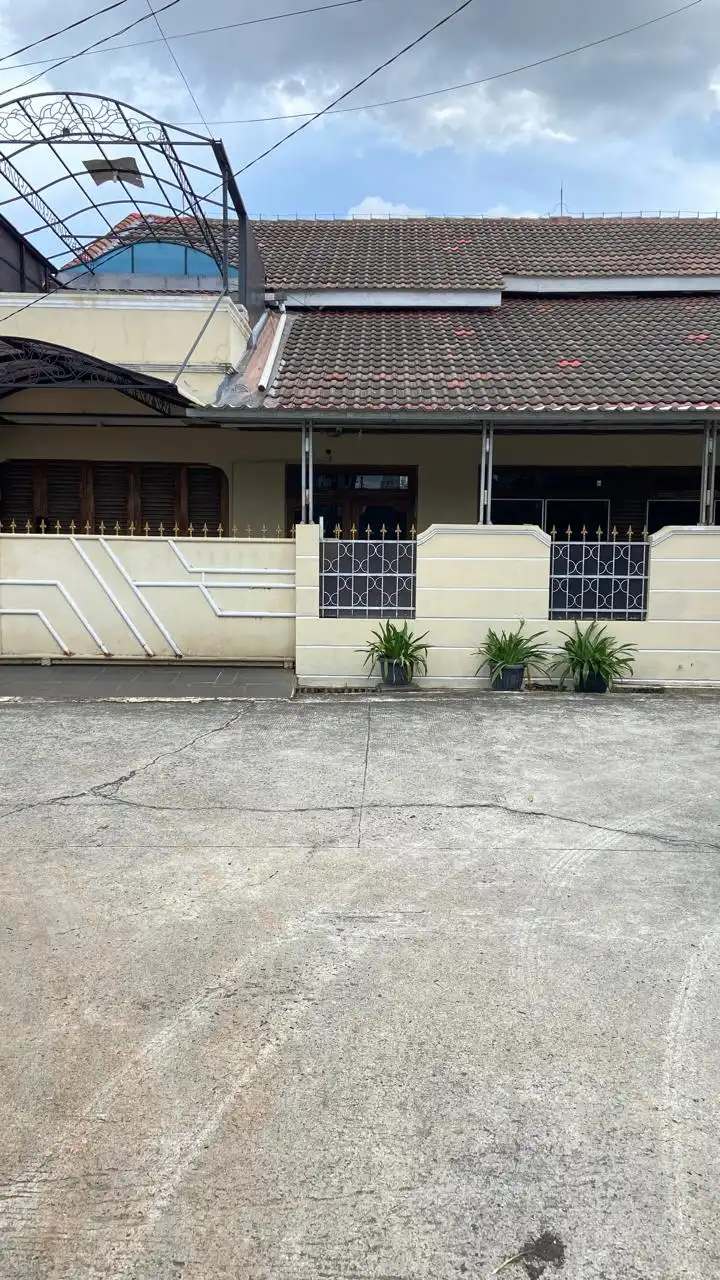 d3de8832-d7e3-407f-978f-cc5e5269c78e