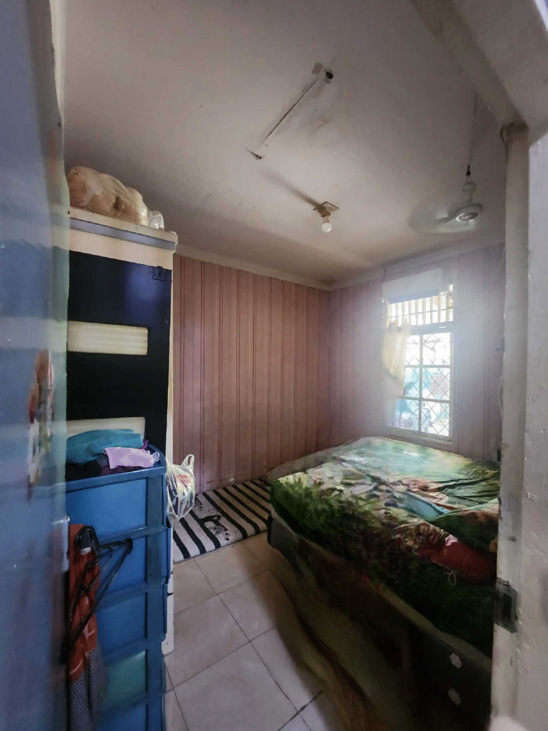 e1c01a7e-474c-459b-9653-26ea352d7c2a