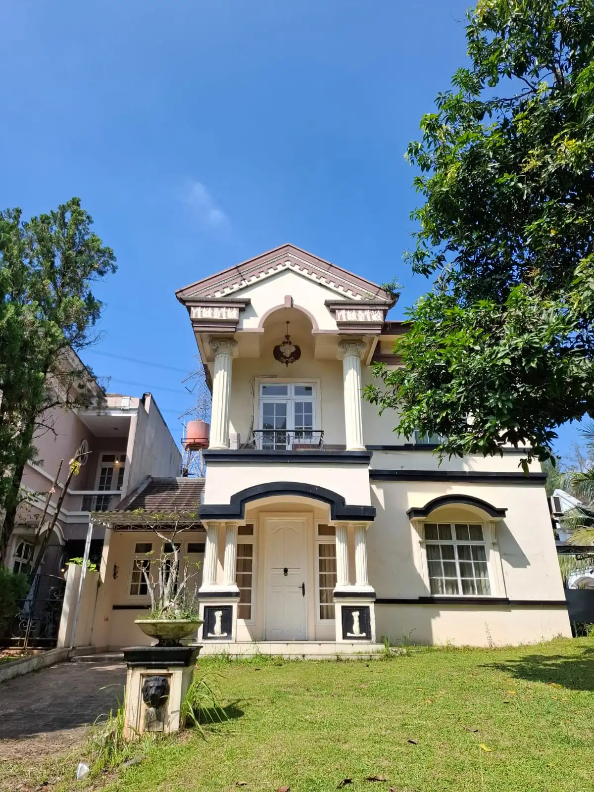 e8a24273-ed35-444b-97f4-970b5db8004c