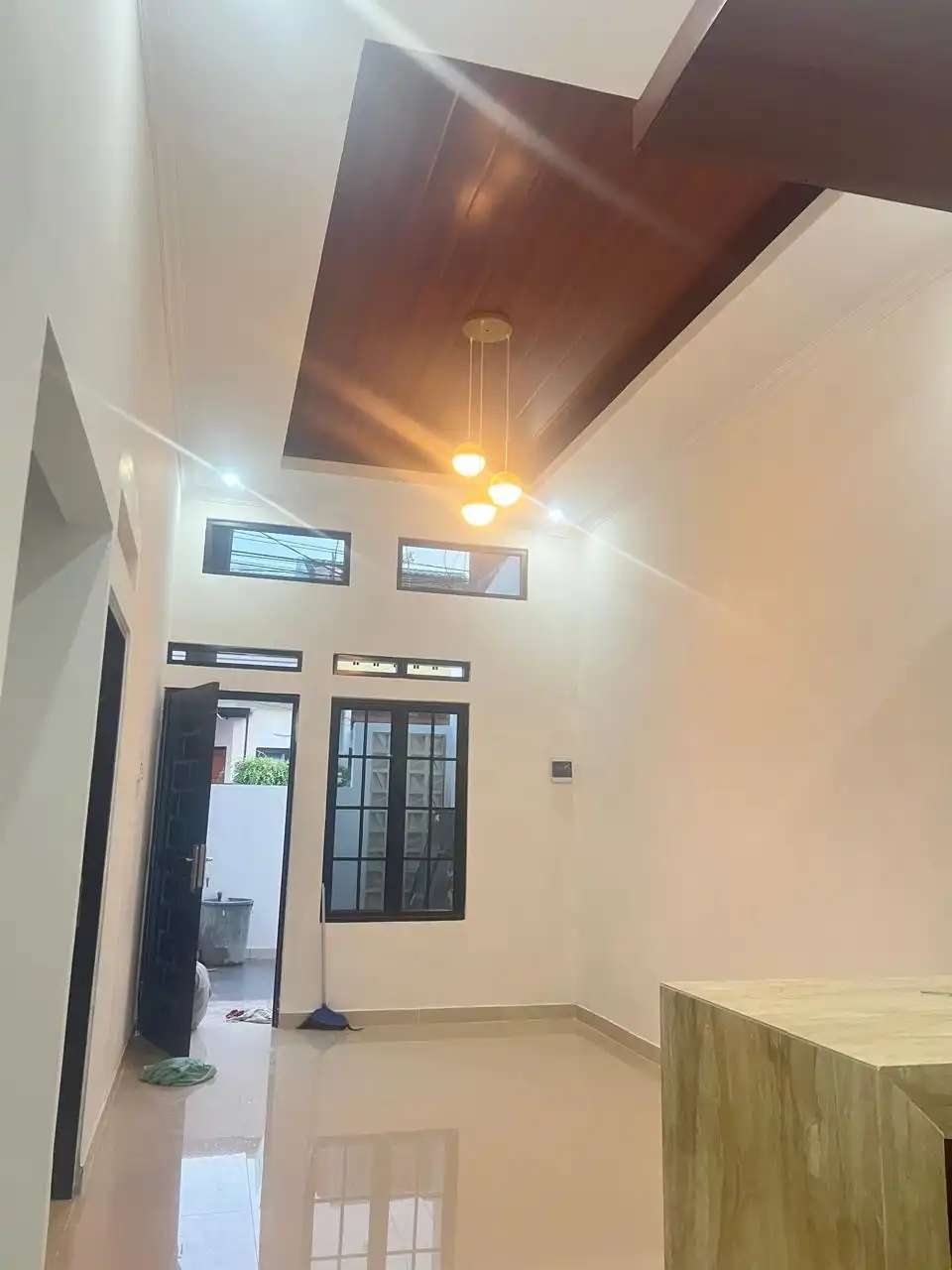 fbb6dd57-c63d-44a5-94da-2515faa63105