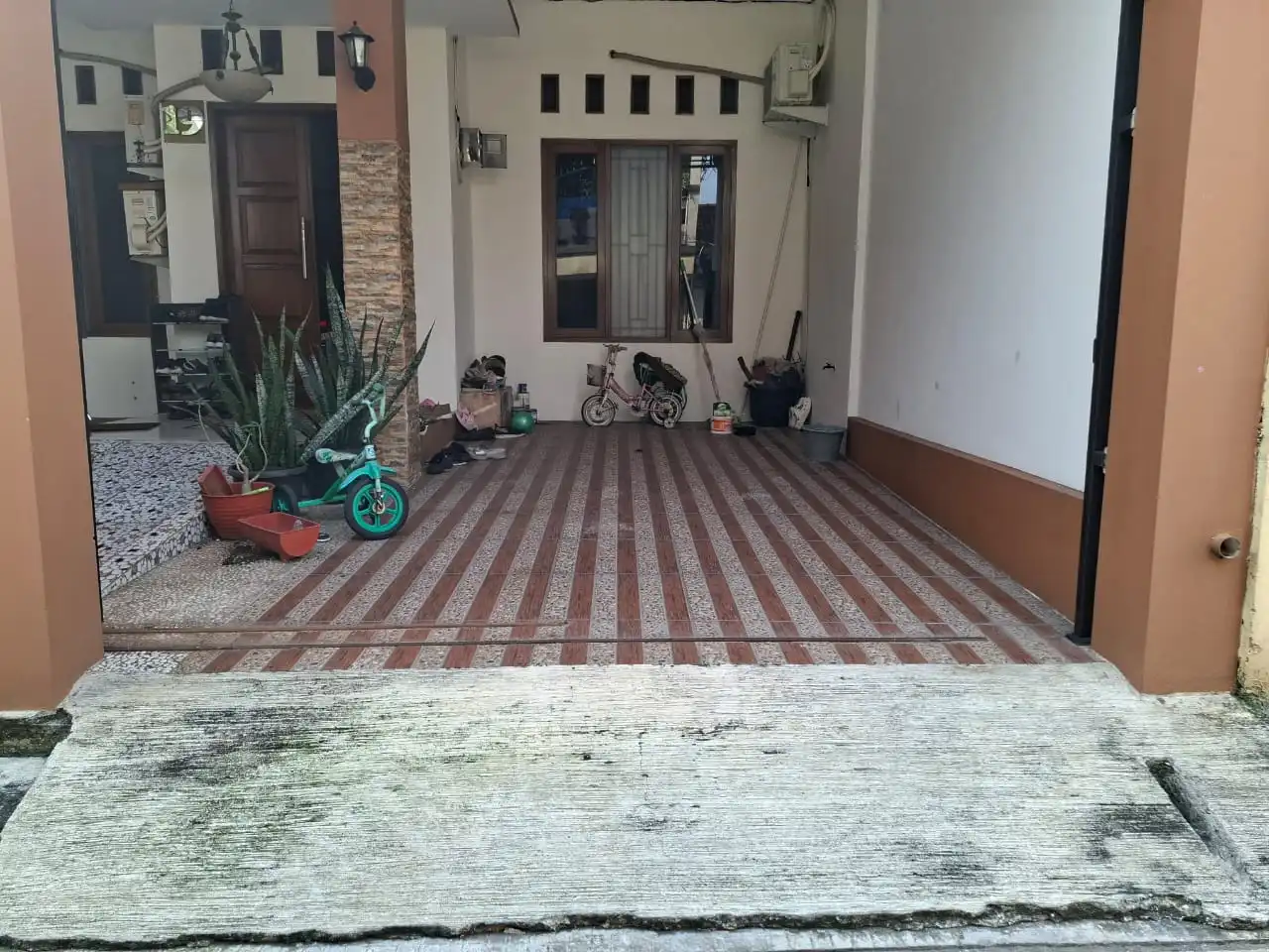 53c274d8-f6df-498b-a4c8-f8c88eada25b